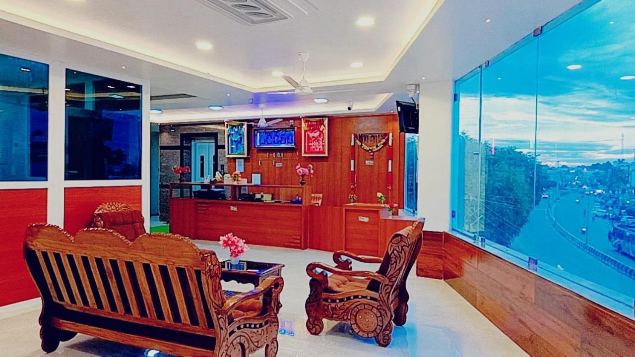 Urc Lodge Perundurai Zewnętrze zdjęcie